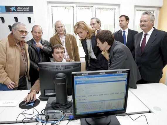 La Infanta Cristina visita la UTE de Villabona. Abril 2009
